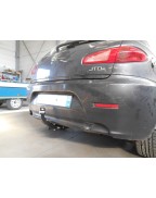 Attelage col de cygne Thule pour Alfa Romeo 147