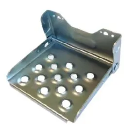 marche pied galvanisé repliable pour remorque et utilitaire en acier antidérapant