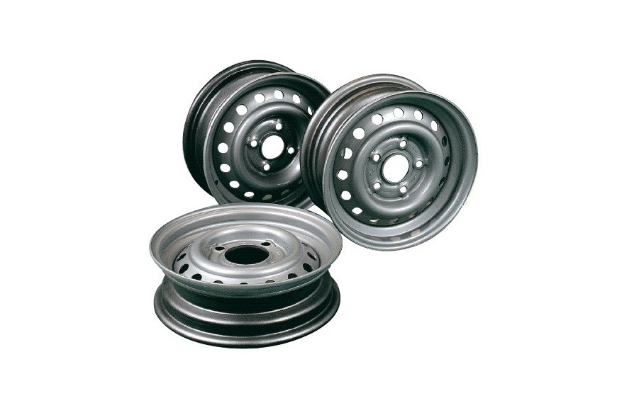 jante 4,5J13 5 trous 95x140 déport 20 compatible pneus 145-175 pour véhicules légers